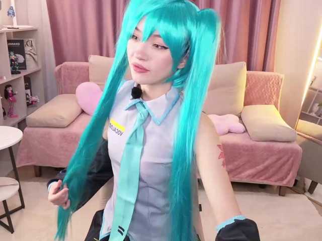 MiiyaCute live cam on BongaCams
