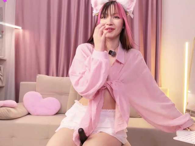 MiiyaCute live cam on BongaCams