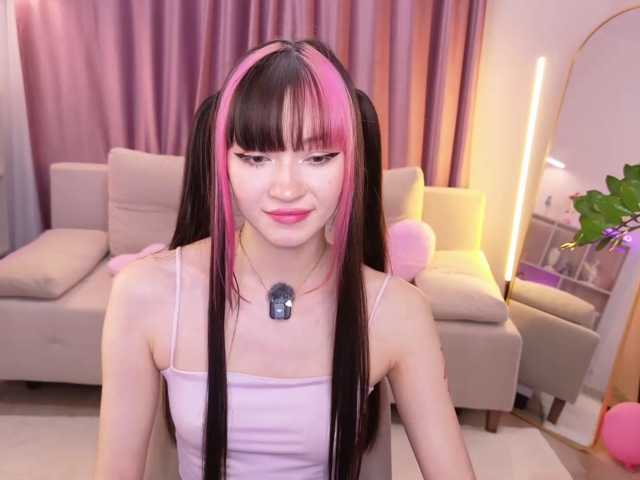 MiiyaCute live cam on BongaCams