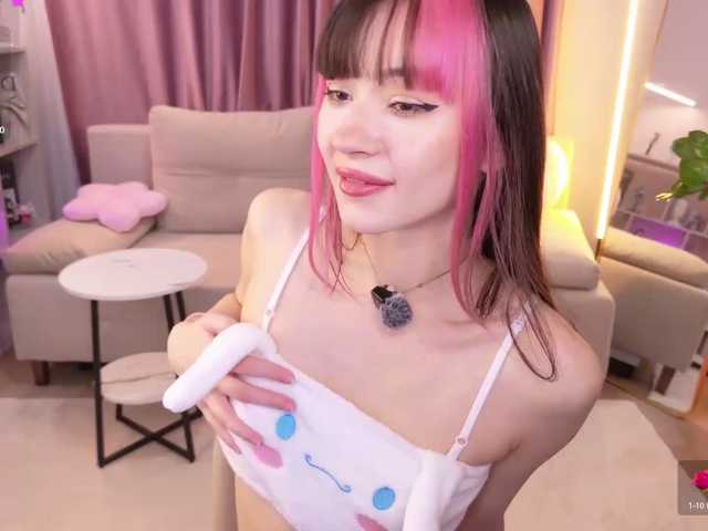 MiiyaCute live cam on BongaCams