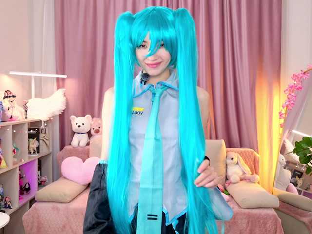 MiiyaCute live cam on BongaCams