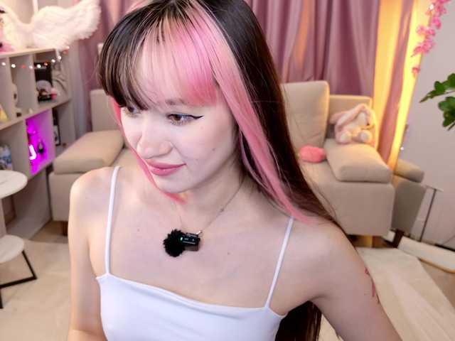 MiiyaCute live cam on BongaCams