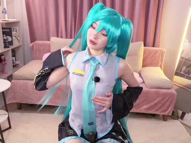 MiiyaCute live cam on BongaCams