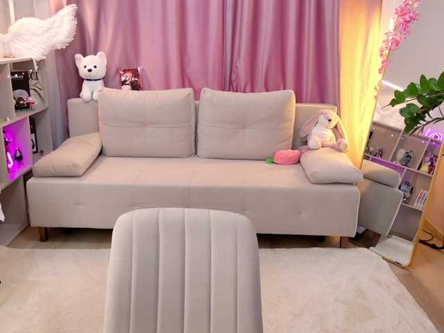 MiiyaCute live cam on BongaCams
