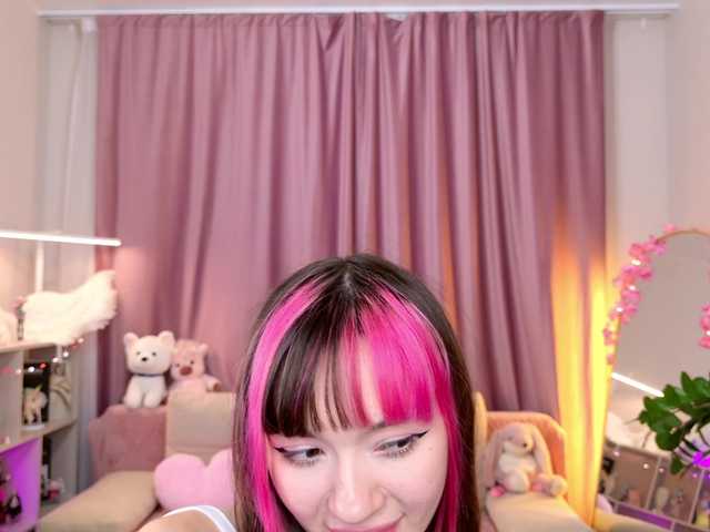 MiiyaCute live cam on BongaCams