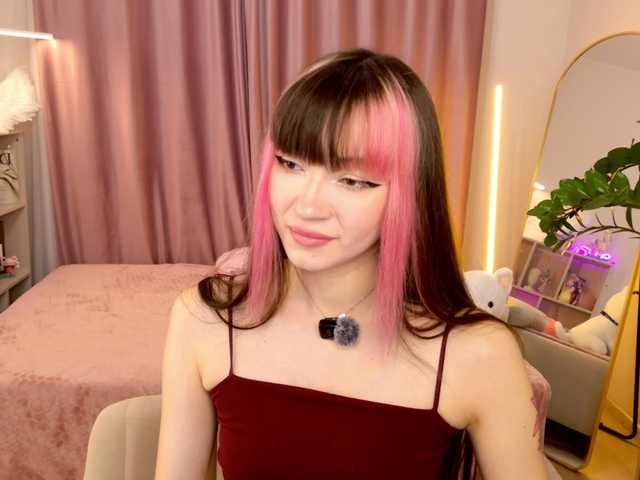 MiiyaCute live cam on BongaCams