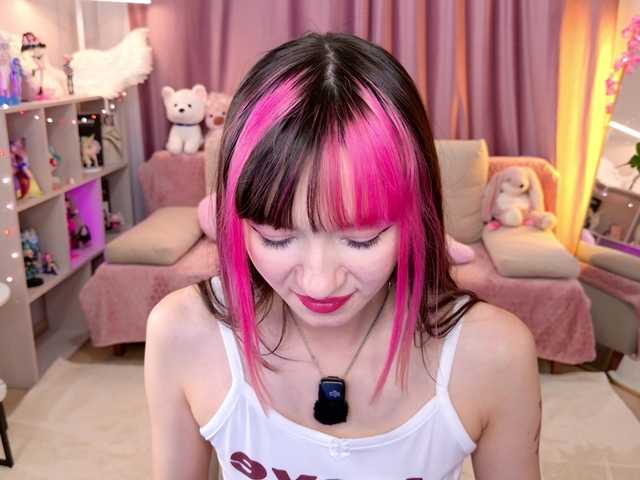MiiyaCute live cam on BongaCams