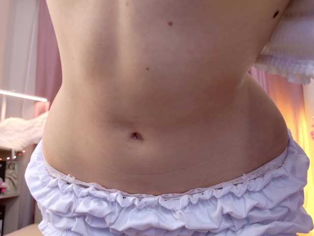 MiiyaCute live cam on BongaCams