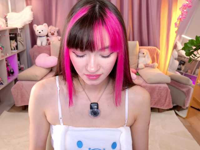 MiiyaCute live cam on BongaCams