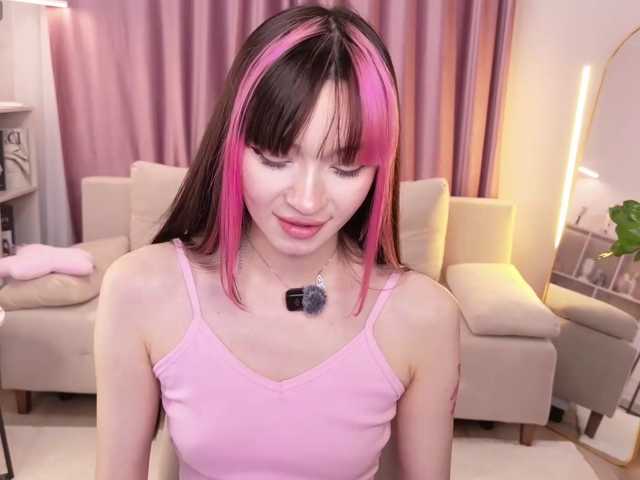 MiiyaCute live cam on BongaCams