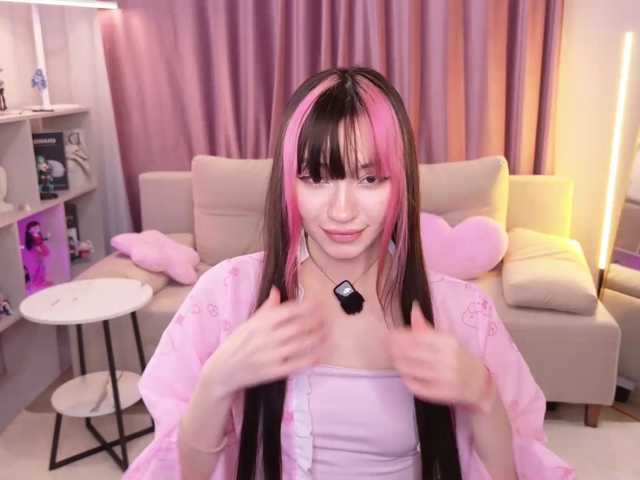 MiiyaCute live cam on BongaCams