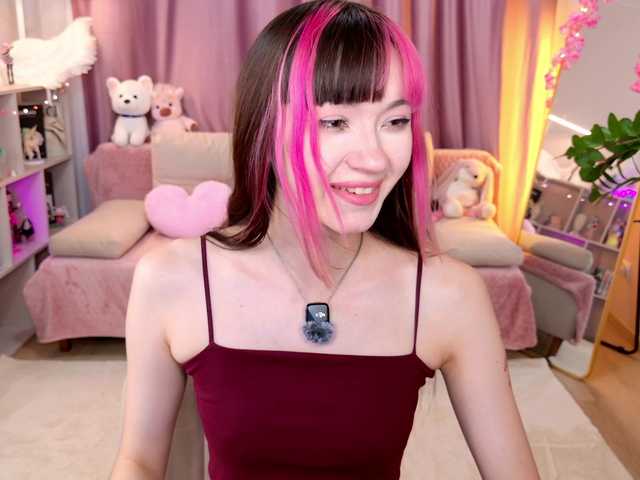 MiiyaCute live cam on BongaCams