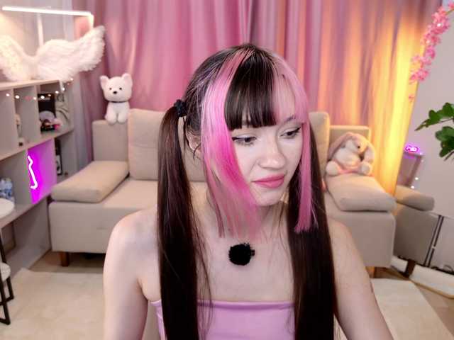 MiiyaCute live cam on BongaCams