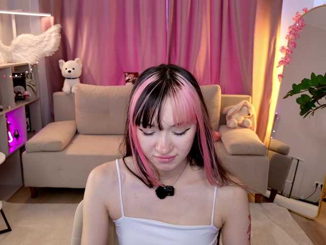 MiiyaCute live cam on BongaCams