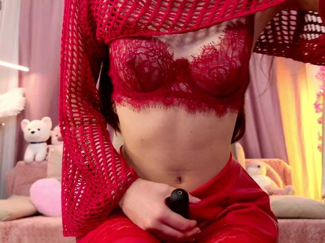 MiiyaCute live cam on BongaCams