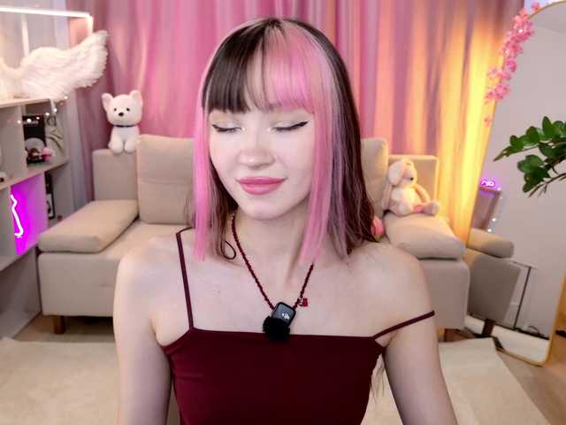 MiiyaCute live cam on BongaCams