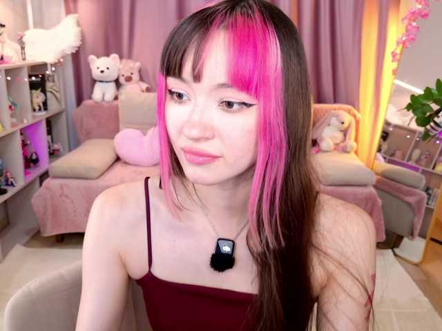MiiyaCute live cam on BongaCams