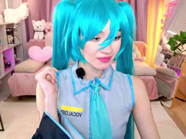 MiiyaCute webcam