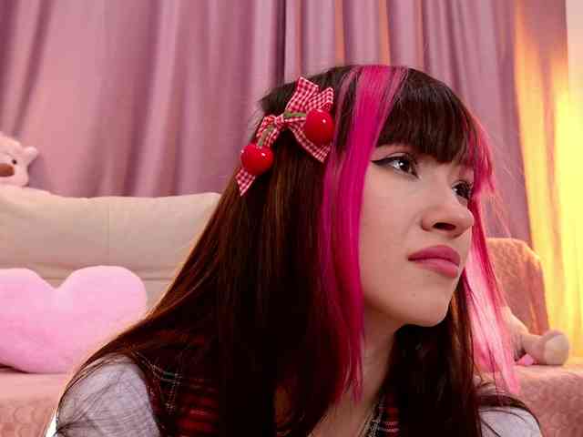 MiiyaCute webcam