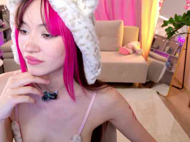 MiiyaCute webcam