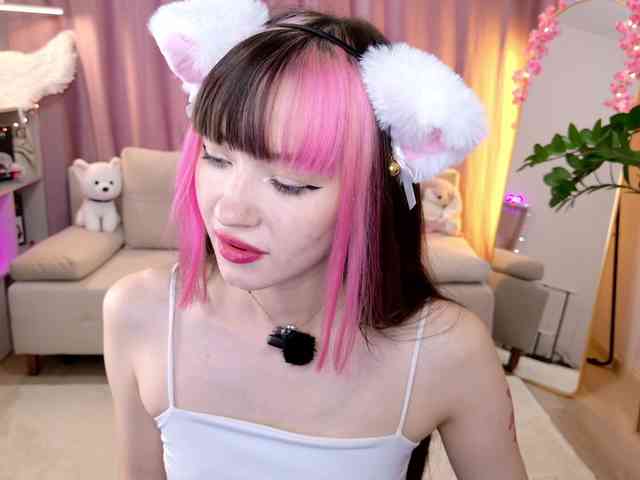 MiiyaCute webcam