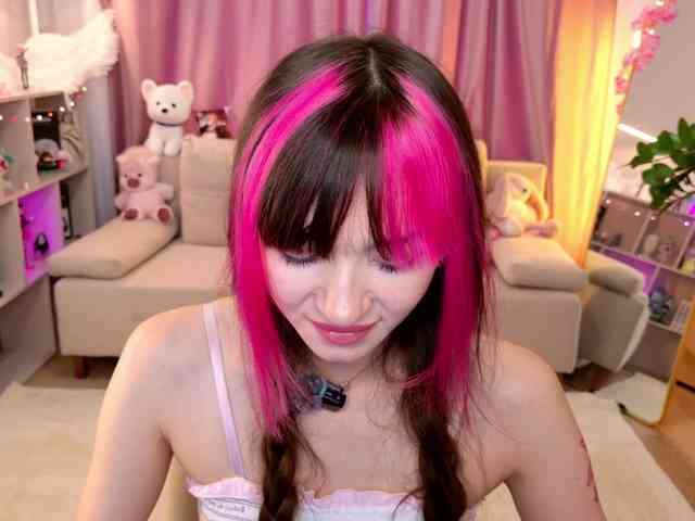 MiiyaCute webcam