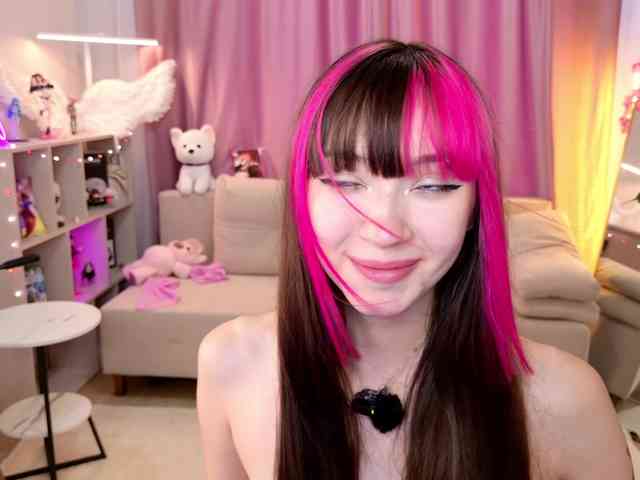 MiiyaCute webcam