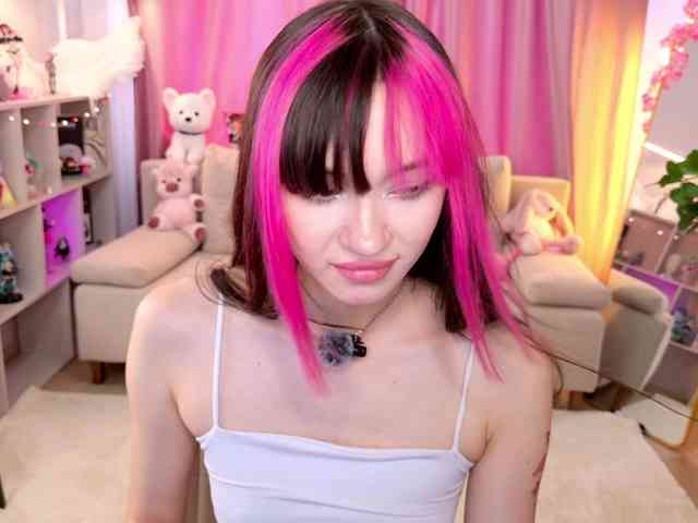 MiiyaCute webcam