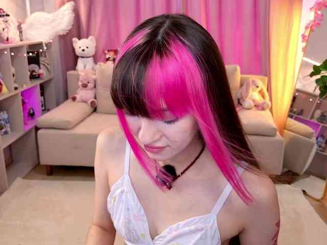 MiiyaCute webcam