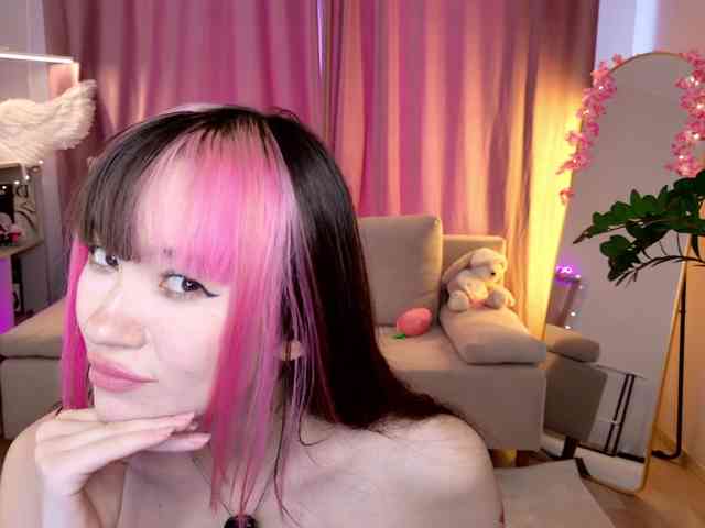 MiiyaCute webcam