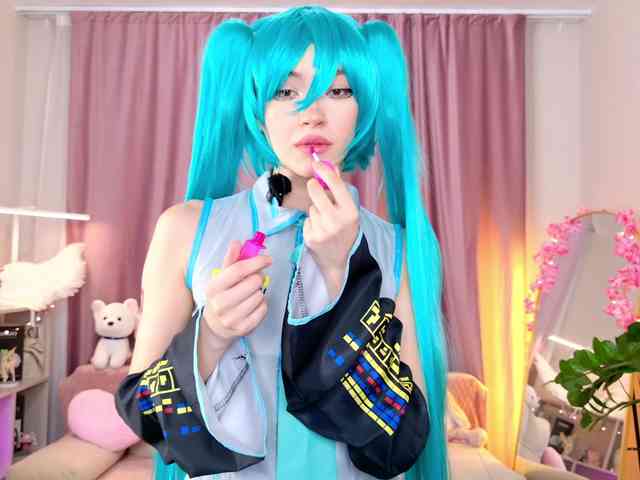 MiiyaCute webcam