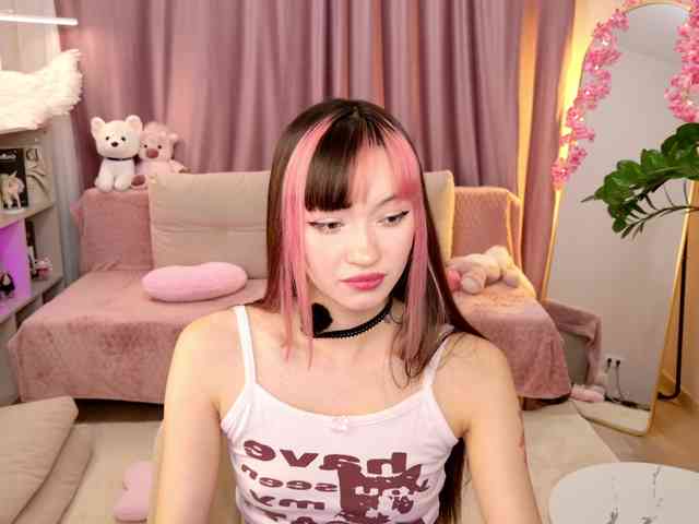MiiyaCute webcam