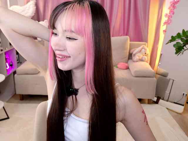 MiiyaCute webcam
