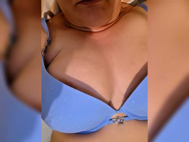 Alyna2 live cam on BongaCams