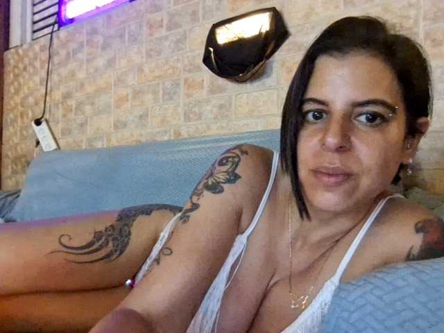 alexis2108 live sex