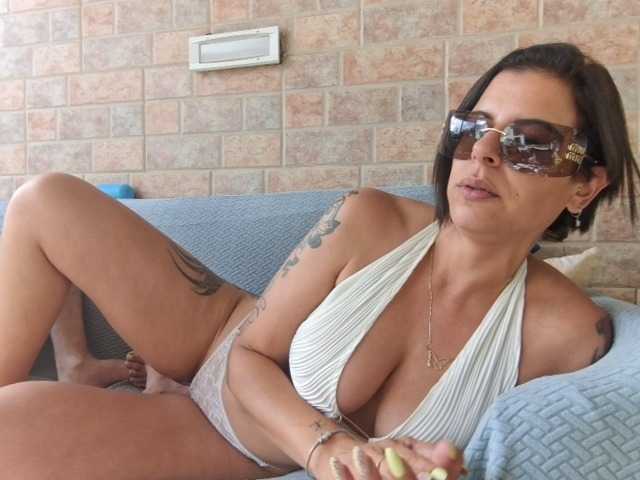 Alexis2108