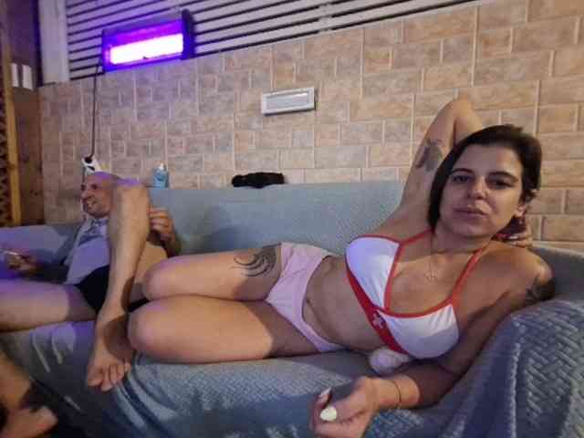 Alexis2108 webcam