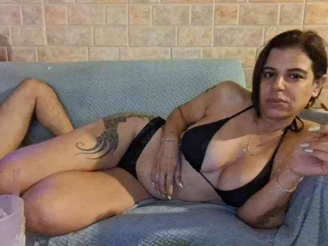 Alexis2108 Sex Cam Show