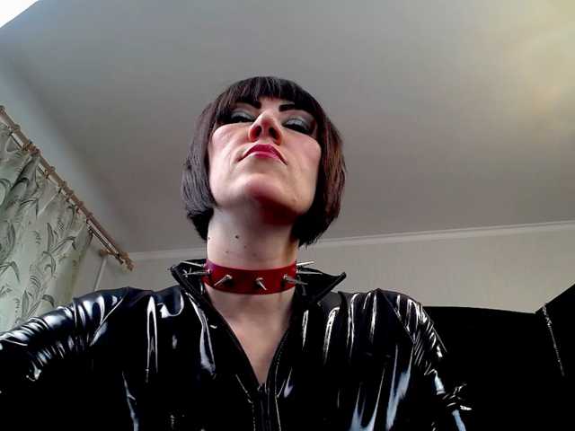 PsiVelvet, en directo ahora en BongaCams