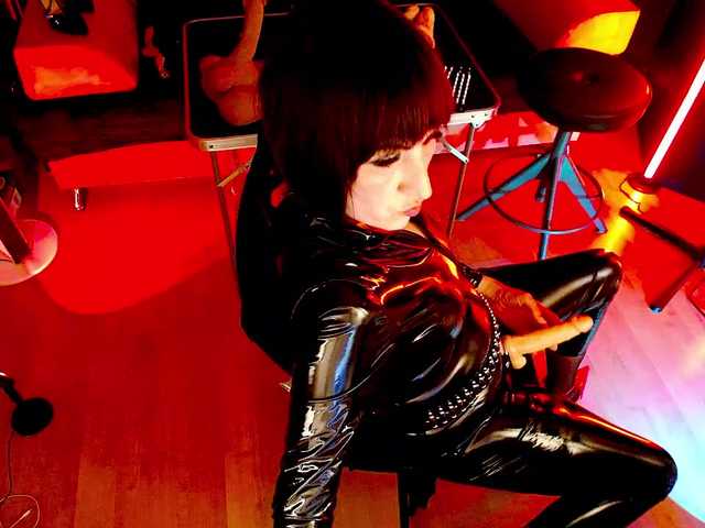 PsiVelvet live webcam show