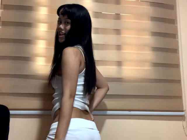 OliviaAllTheWay webcam