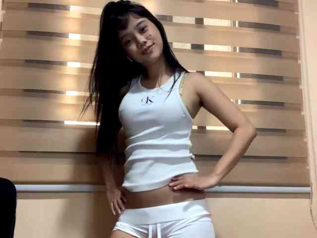 OliviaAllTheWay webcam