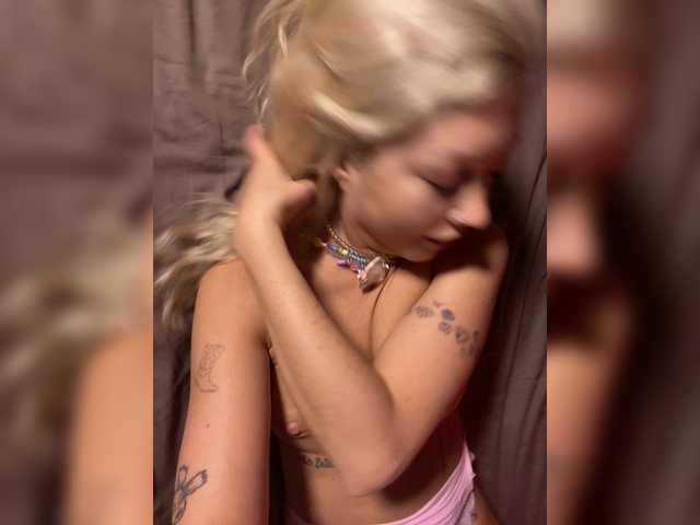 Dasha-Slay live cam on BongaCams