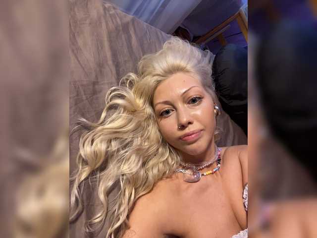 Dasha-Slay live cam on BongaCams