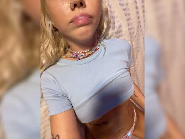 Dasha-Slay live cam on BongaCams