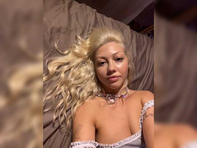 Dasha-Slay live webcam show