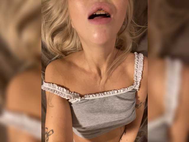 Dasha-Slay live cam on BongaCams