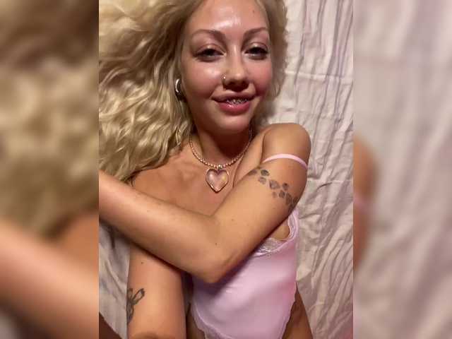 Dasha-Slay live webcam show
