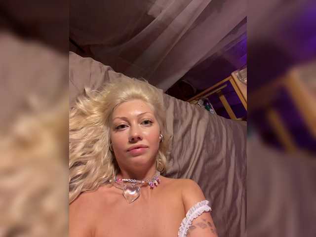 Dasha-Slay live webcam show
