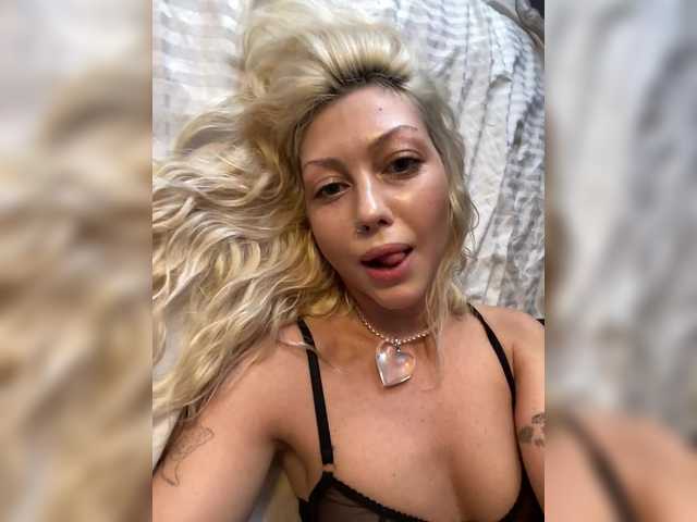 Dasha-Slay live cam on BongaCams
